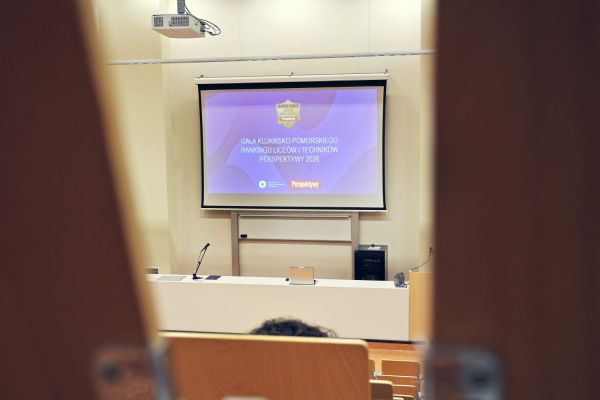 Gala Perspektyw Licea i Technika (Collegium Humanisticum, 15.04.2026) [fot. Andrzej Romański] Kliknij, aby powiększyć zdjęcie