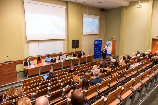 Otwarcie Uniwersyteckiego Centrum Wsparcia Badań Klinicznych Collegium Medicum UMK [fot. Collegium Medicum UMK] Kliknij, aby powiększyć zdjęcie
