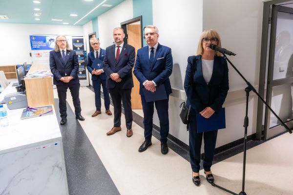 Otwarcie Uniwersyteckiego Centrum Wsparcia Badań Klinicznych Collegium Medicum UMK [fot. Collegium Medicum UMK] Kliknij, aby powiększyć zdjęcie