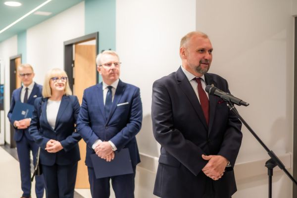 Otwarcie Uniwersyteckiego Centrum Wsparcia Badań Klinicznych Collegium Medicum UMK [fot. Collegium Medicum UMK] Kliknij, aby powiększyć zdjęcie