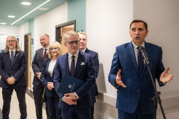 Otwarcie Uniwersyteckiego Centrum Wsparcia Badań Klinicznych Collegium Medicum UMK [fot. Collegium Medicum UMK] Kliknij, aby powiększyć zdjęcie