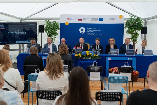Uniwersyteckie Dni KPO w Collegium Medicum UMK [fot. Mariusz Kowalikowski] Kliknij, aby powiększyć zdjęcie