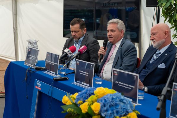 Uniwersyteckie Dni KPO w Collegium Medicum UMK [fot. Mariusz Kowalikowski] Kliknij, aby powiększyć zdjęcie