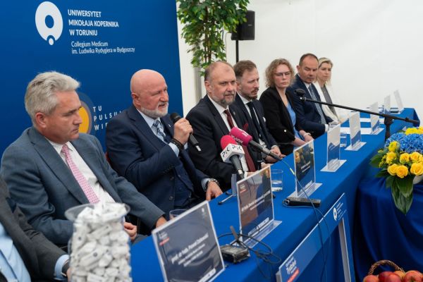 Uniwersyteckie Dni KPO w Collegium Medicum UMK [fot. Mariusz Kowalikowski] Kliknij, aby powiększyć zdjęcie