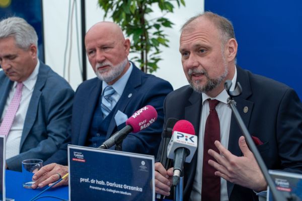 Uniwersyteckie Dni KPO w Collegium Medicum UMK [fot. Mariusz Kowalikowski] Kliknij, aby powiększyć zdjęcie