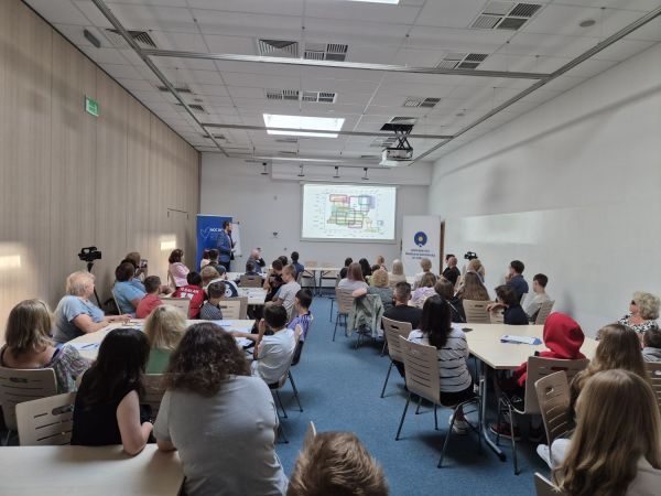 Mózg, AI i nowe technologie. Pomyślmy międzypokoleniowo Kliknij, aby powiększyć zdjęcie