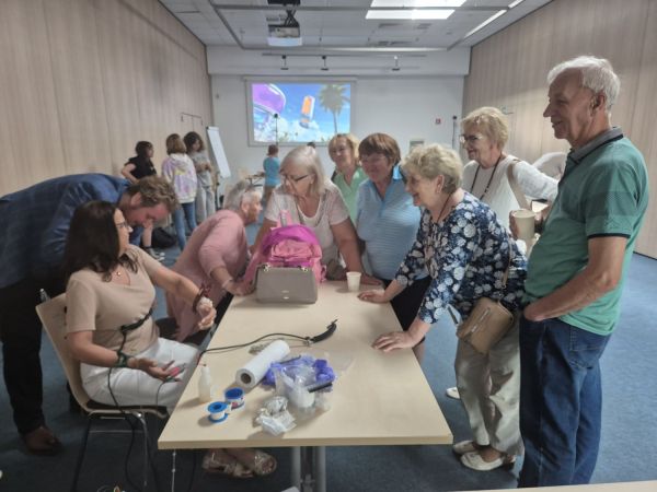 Mózg, AI i nowe technologie. Pomyślmy międzypokoleniowo Kliknij, aby powiększyć zdjęcie