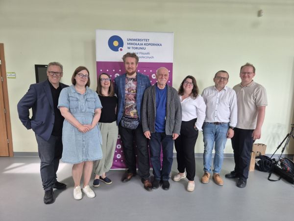Mózg, AI i nowe technologie. Pomyślmy międzypokoleniowo Kliknij, aby powiększyć zdjęcie