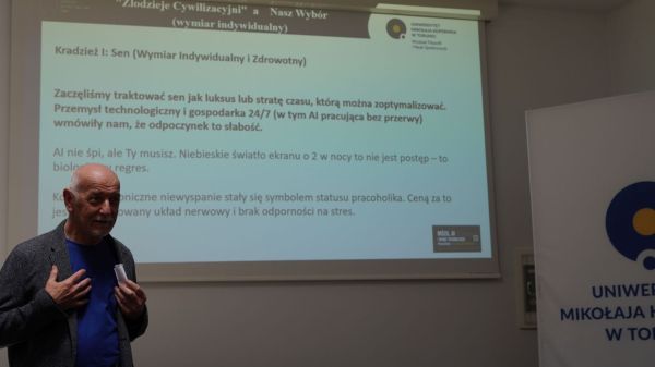 Mózg, AI i nowe technologie. Pomyślmy międzypokoleniowo Kliknij, aby powiększyć zdjęcie