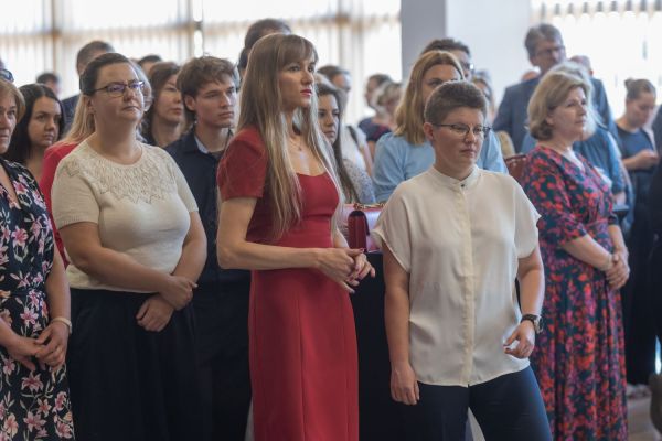 Uroczyste wręczenie Nagród Rektora dla osób zatrudnionych w toruńskiej części UMK [fot. Mikołaj Kuras] Kliknij, aby powiększyć zdjęcie