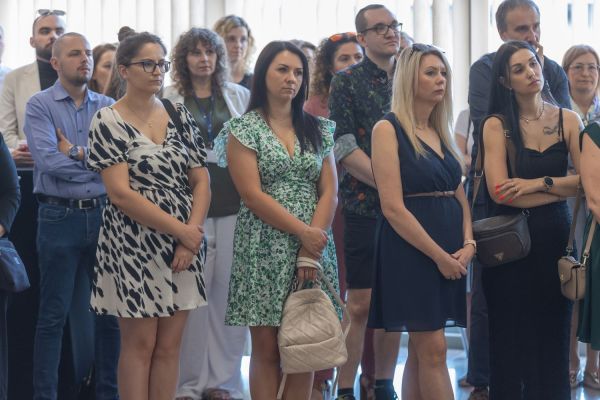 Uroczyste wręczenie Nagród Rektora dla osób zatrudnionych w toruńskiej części UMK [fot. Mikołaj Kuras] Kliknij, aby powiększyć zdjęcie