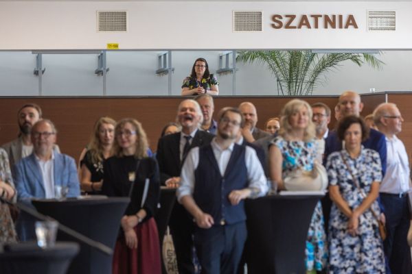 Uroczyste wręczenie Nagród Rektora dla osób zatrudnionych w toruńskiej części UMK [fot. Mikołaj Kuras] Kliknij, aby powiększyć zdjęcie