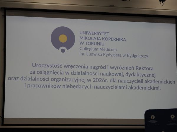 Wręczenie Nagrod Rektora w Collegium Medicum UMK [fot. Jacek Kargól] Kliknij, aby powiększyć zdjęcie