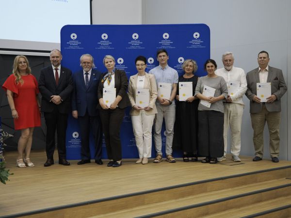 Wręczenie Nagrod Rektora w Collegium Medicum UMK [fot. Jacek Kargól] Kliknij, aby powiększyć zdjęcie