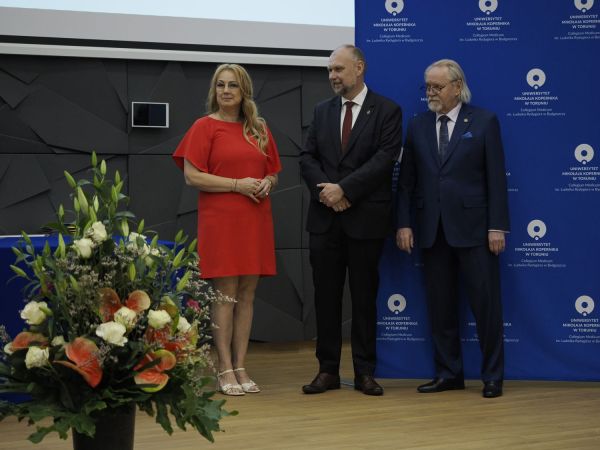 Wręczenie Nagrod Rektora w Collegium Medicum UMK [fot. Jacek Kargól] Kliknij, aby powiększyć zdjęcie