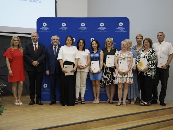 Wręczenie Nagrod Rektora w Collegium Medicum UMK [fot. Jacek Kargól] Kliknij, aby powiększyć zdjęcie