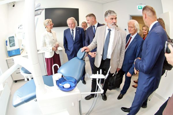 Otwarcie Uniwersyteckiego Centrum Stomatologii CM UMK  (24.09.2026) [fot.  Andrzej Romański] Kliknij, aby powiększyć zdjęcie