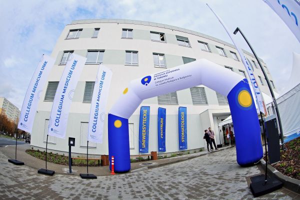 Otwarcie Uniwersyteckiego Centrum Stomatologii CM UMK  (24.09.2026) [fot.  Andrzej Romański] Kliknij, aby powiększyć zdjęcie
