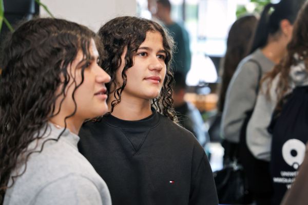 Tydzień Orientacyjny dla studentów i studentek z zagranicy (Wydział Chemii 23 września 2026 r.) [Andrzej Romański] Kliknij, aby powiększyć zdjęcie