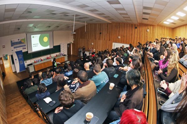 Tydzień Orientacyjny dla studentów i studentek z zagranicy (Wydział Chemii 23 września 2026 r.) [Andrzej Romański] Kliknij, aby powiększyć zdjęcie