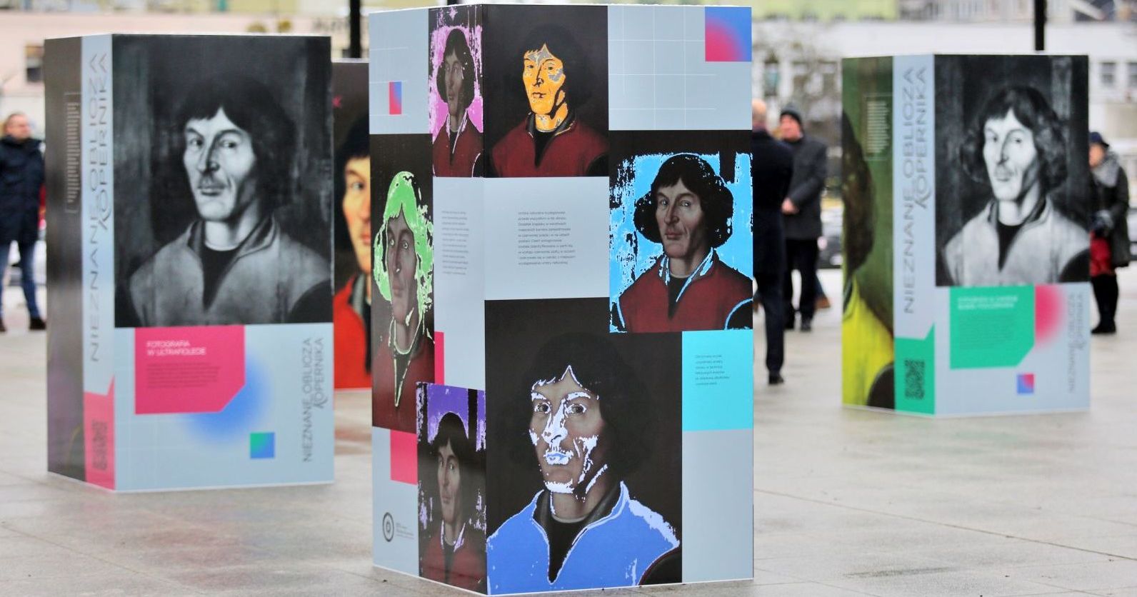 Badania naukowców z UMK dotyczące budowy technologicznej portretu gimnazjalnego oraz warsztatu malarskiego prezentowane były na wystawie 