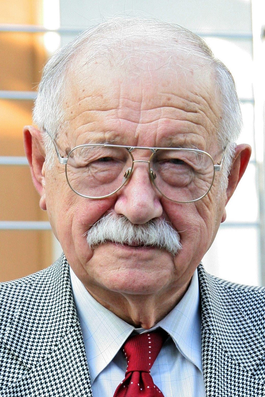Prof. Stanisław Sudoł