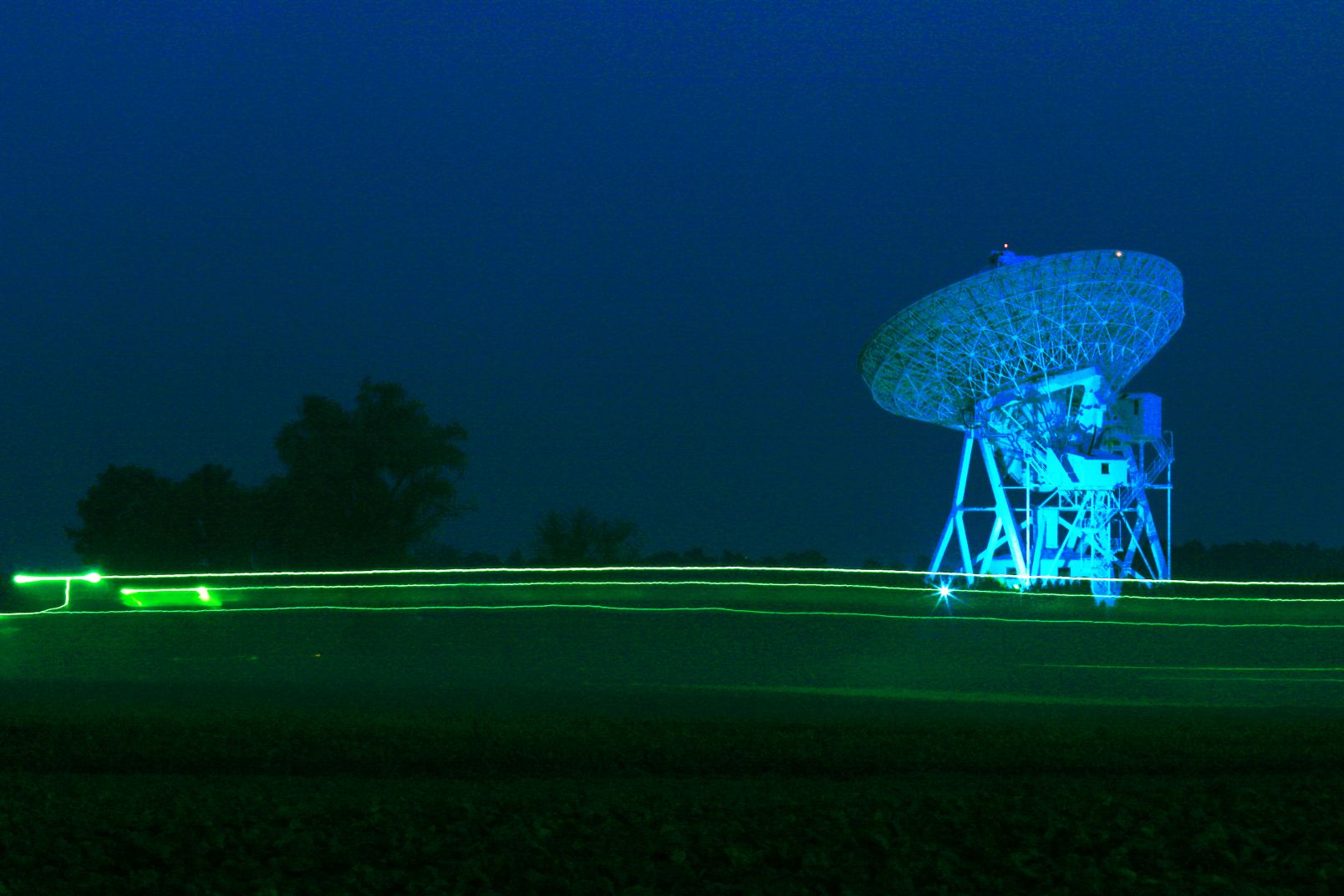 Radioteleskop w Piwnicach