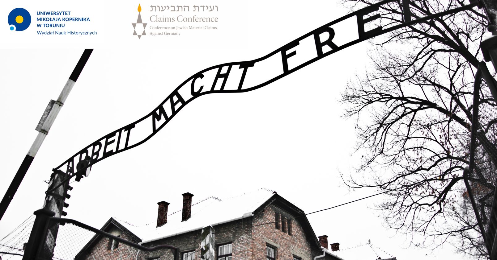 Zdjęcie bramy Obozu koncentracyjnego Auschwitz-Birkenau